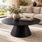 Mesa de centro en living con alfombra y sofá